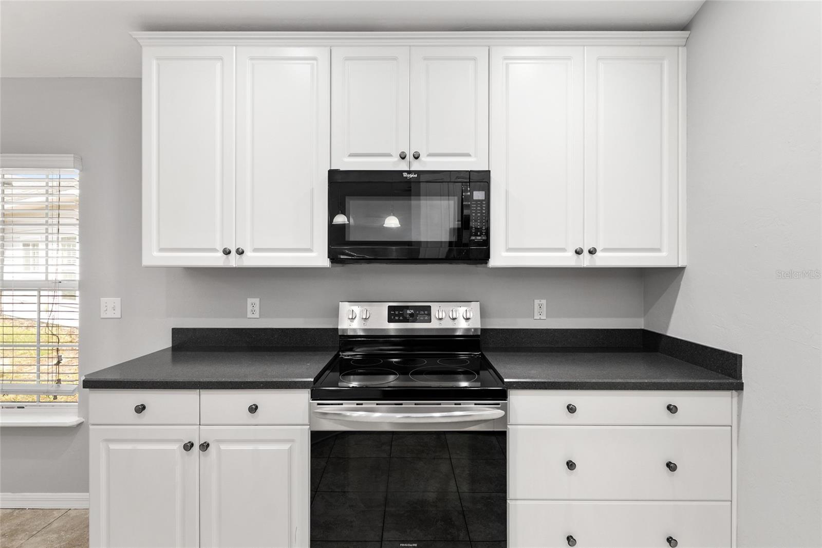 Image 19 of 69 For 7932 83rd Terrace