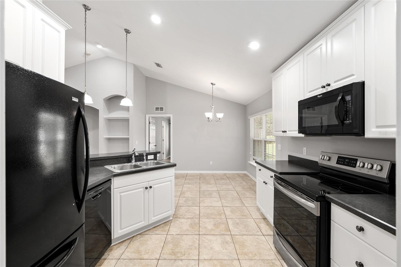 Image 22 of 69 For 7932 83rd Terrace