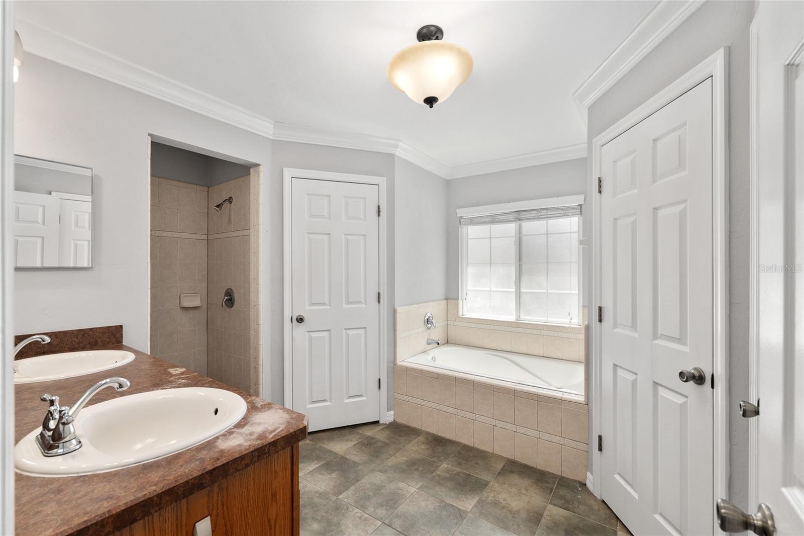 Image 28 of 69 For 7932 83rd Terrace