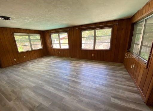 Image 4 of 9 For 930 36th Avenue