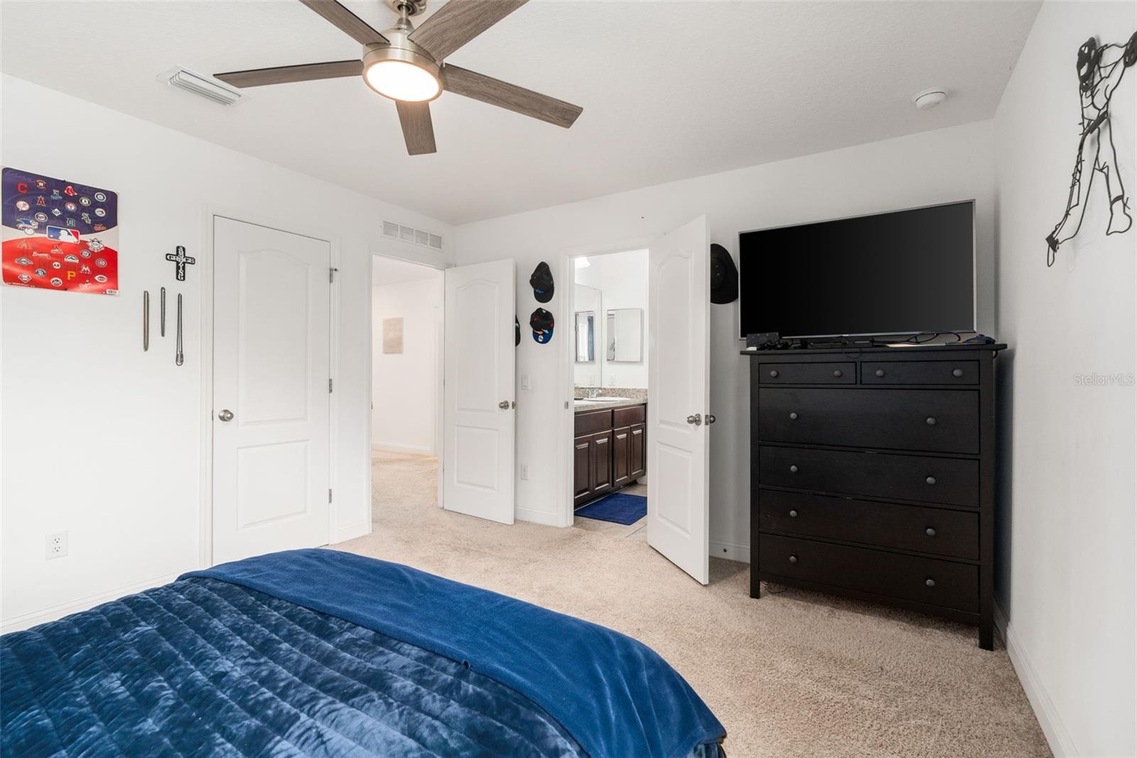 Image 44 of 53 For 5419 215 Terrace
