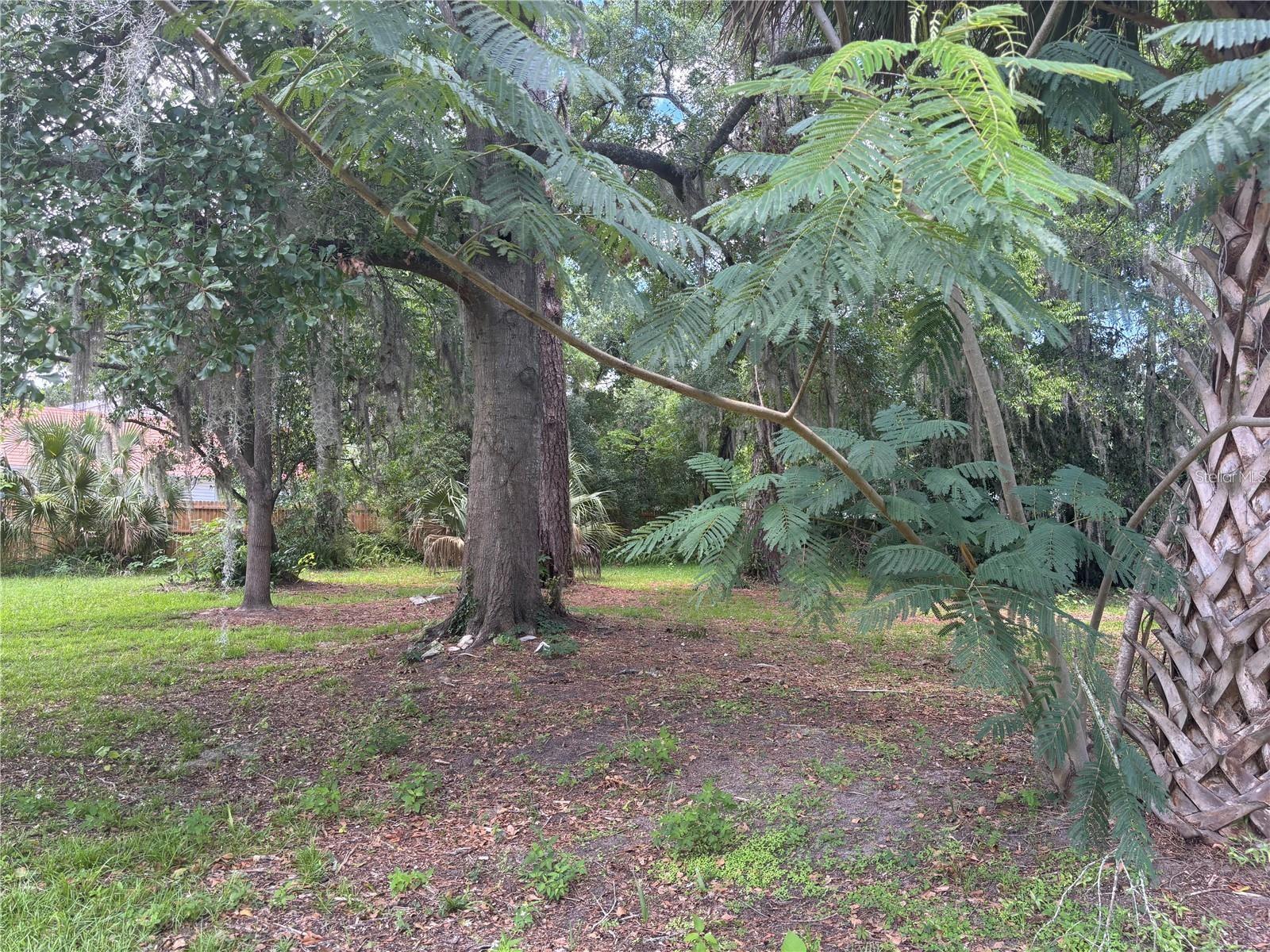 Image 10 of 13 For 1110 39th Avenue