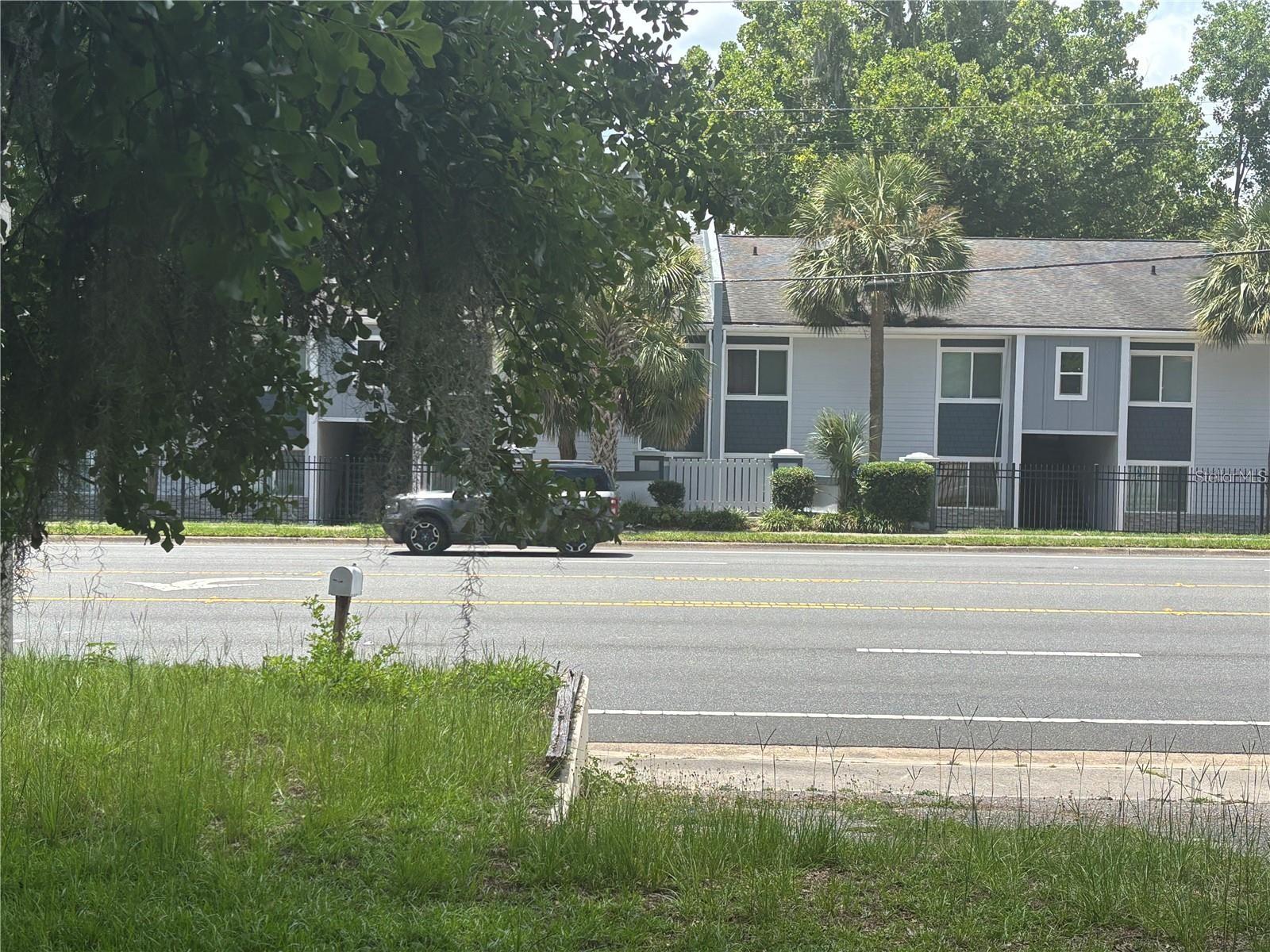 Image 2 of 13 For 1110 39th Avenue