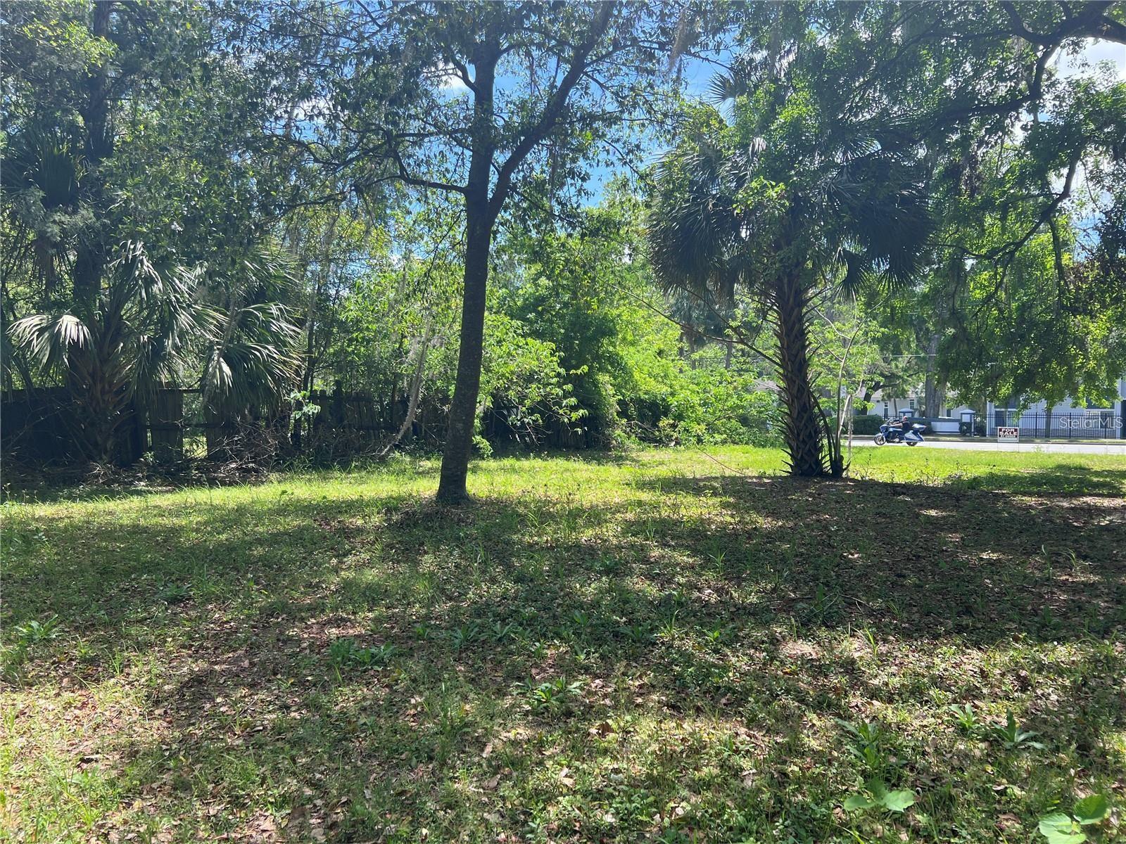 Image 6 of 13 For 1110 39th Avenue