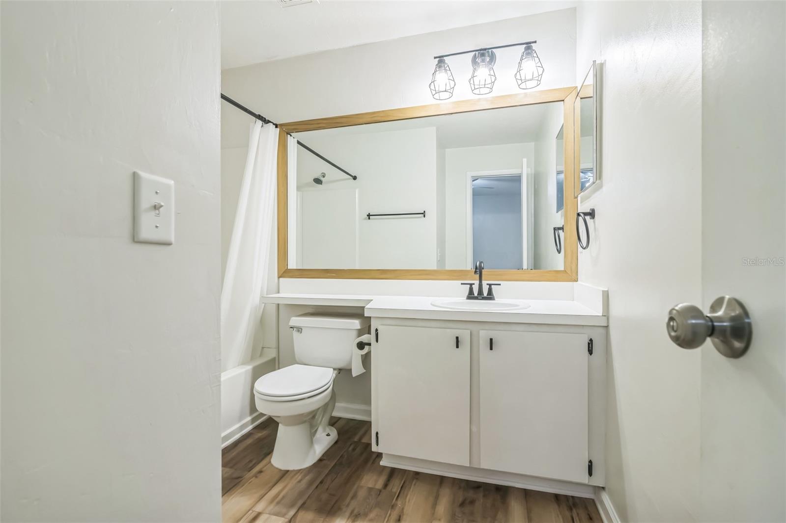 Image 12 of 18 For 3800 20th Avenue 112
