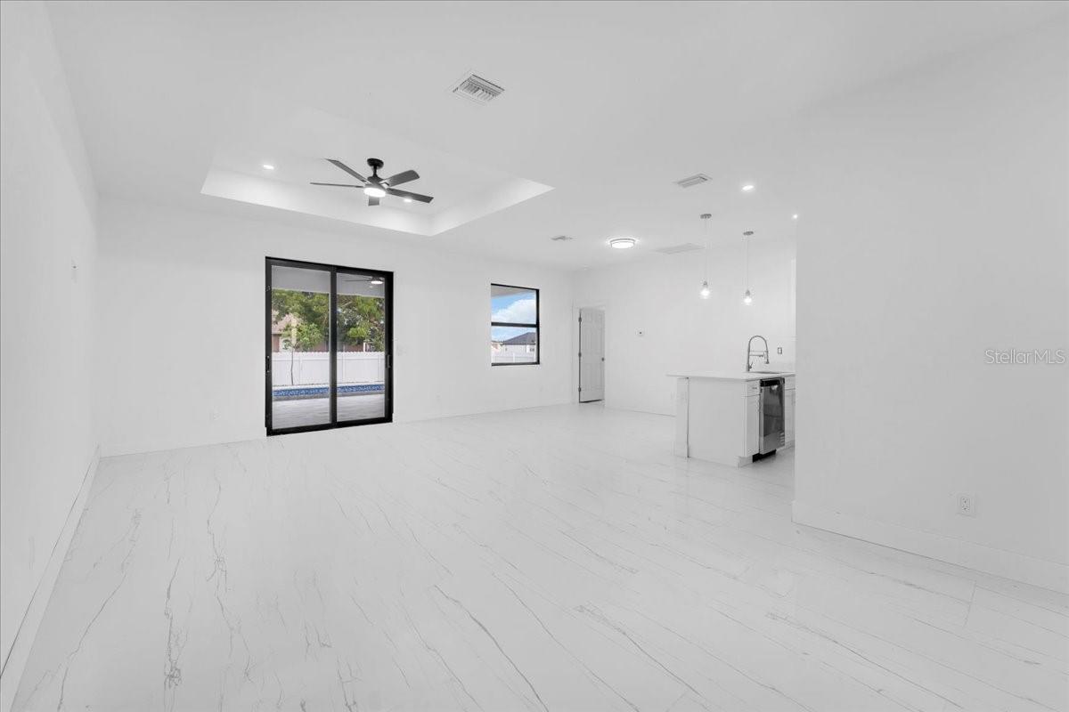 Image 18 of 59 For 2513 9th Avenue