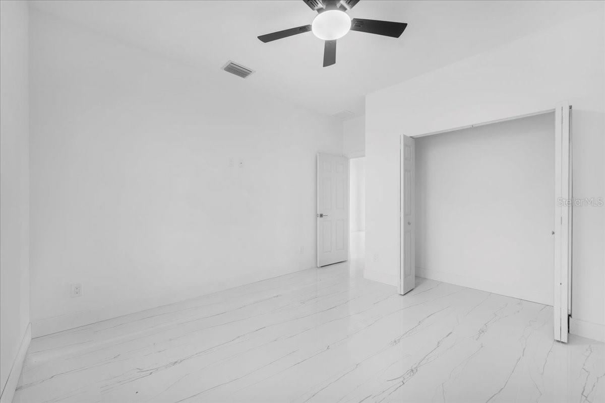 Image 20 of 59 For 2513 9th Avenue