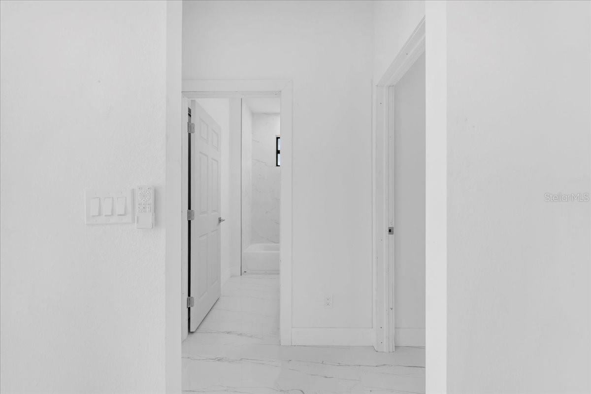 Image 21 of 59 For 2513 9th Avenue