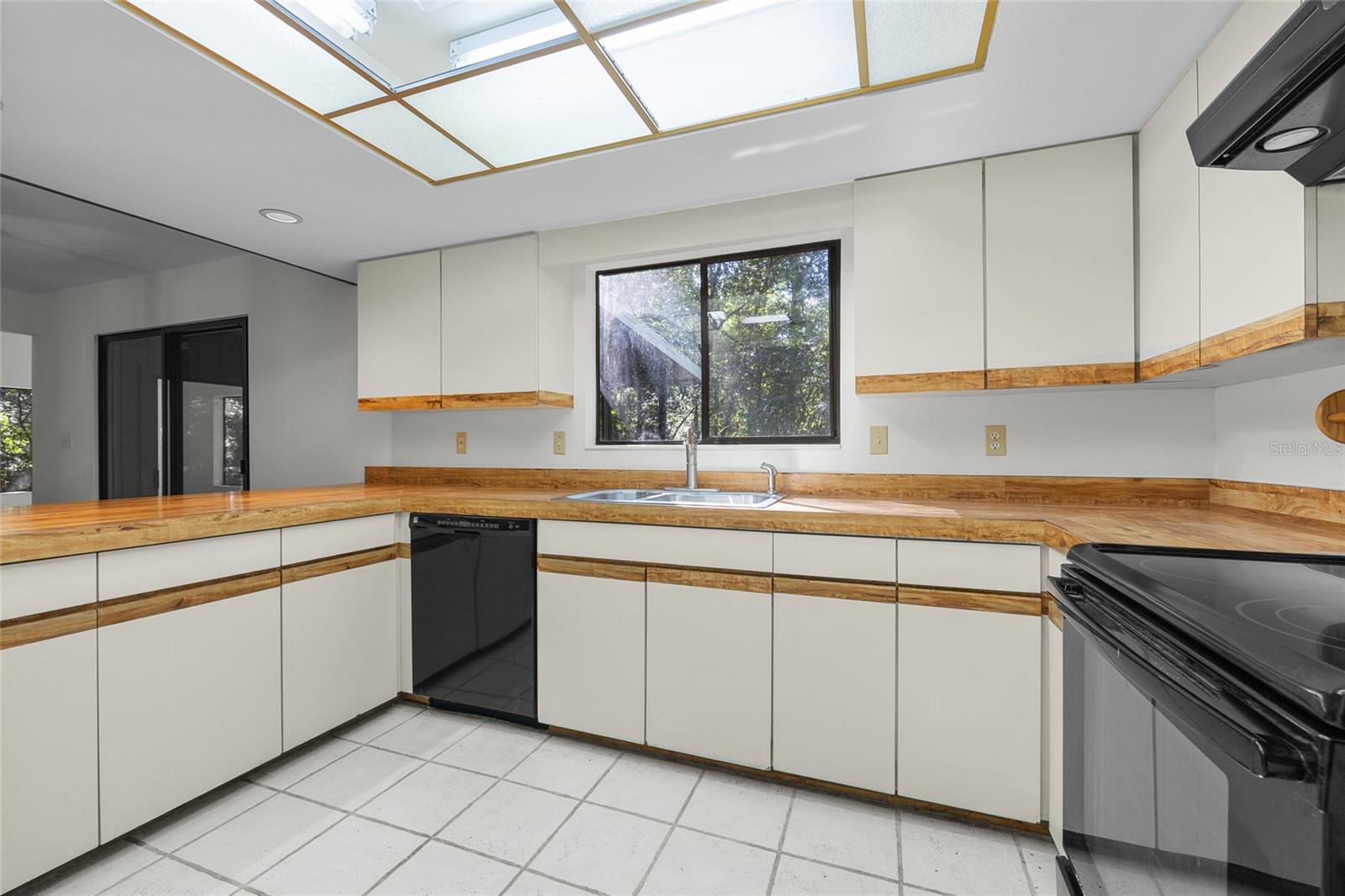 Image 13 of 26 For 3551 29th Place