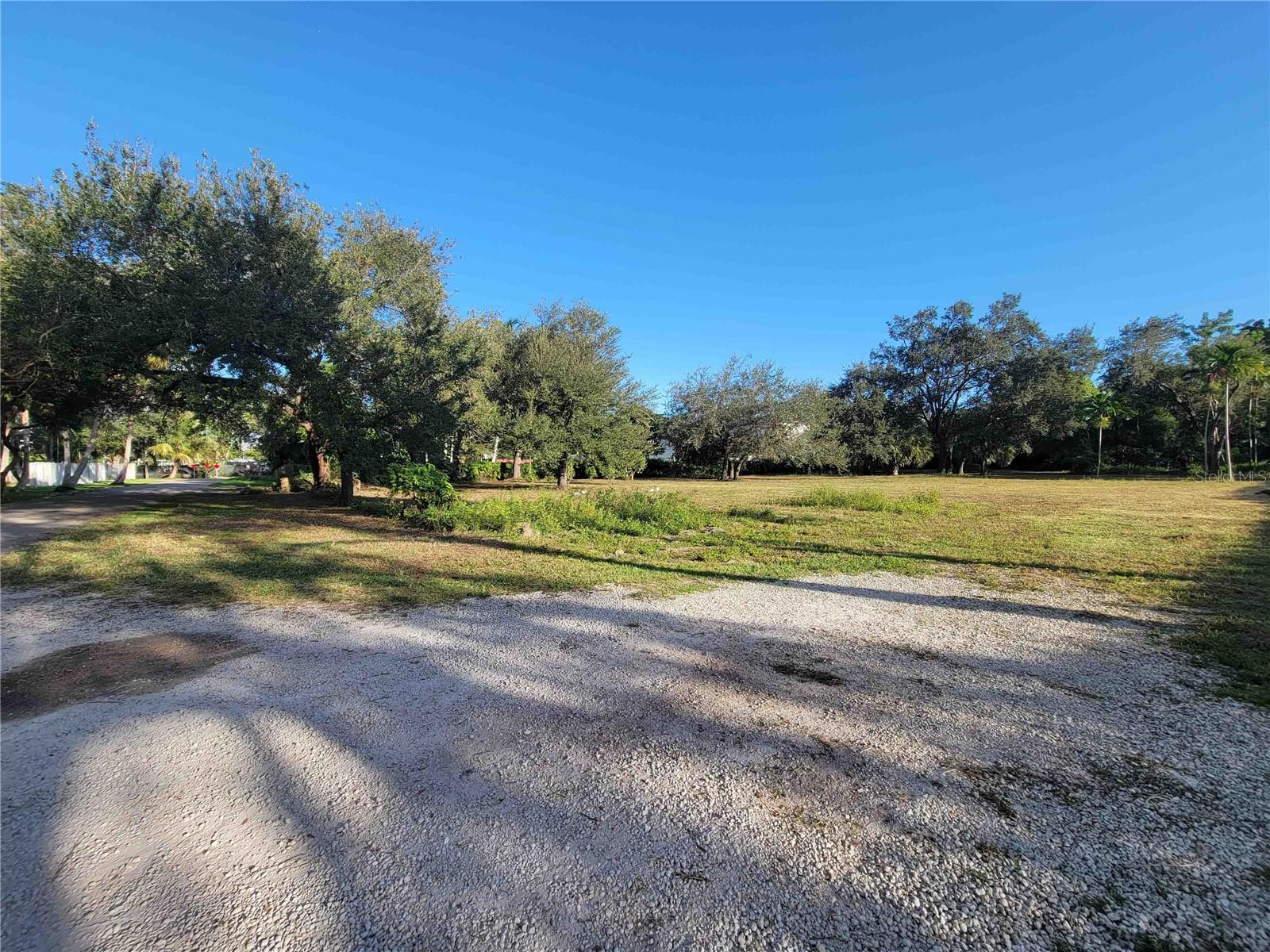 Image 6 of 8 For Tbd 93rd Street