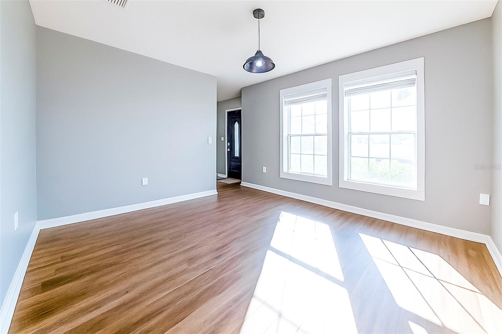 Image 11 of 72 For 713 242nd Terrace