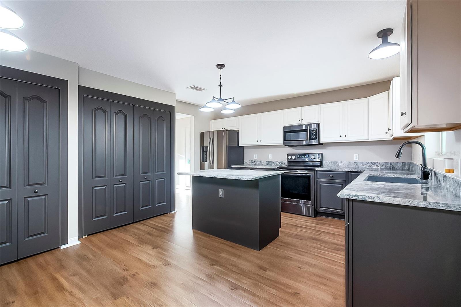 Image 23 of 72 For 713 242nd Terrace