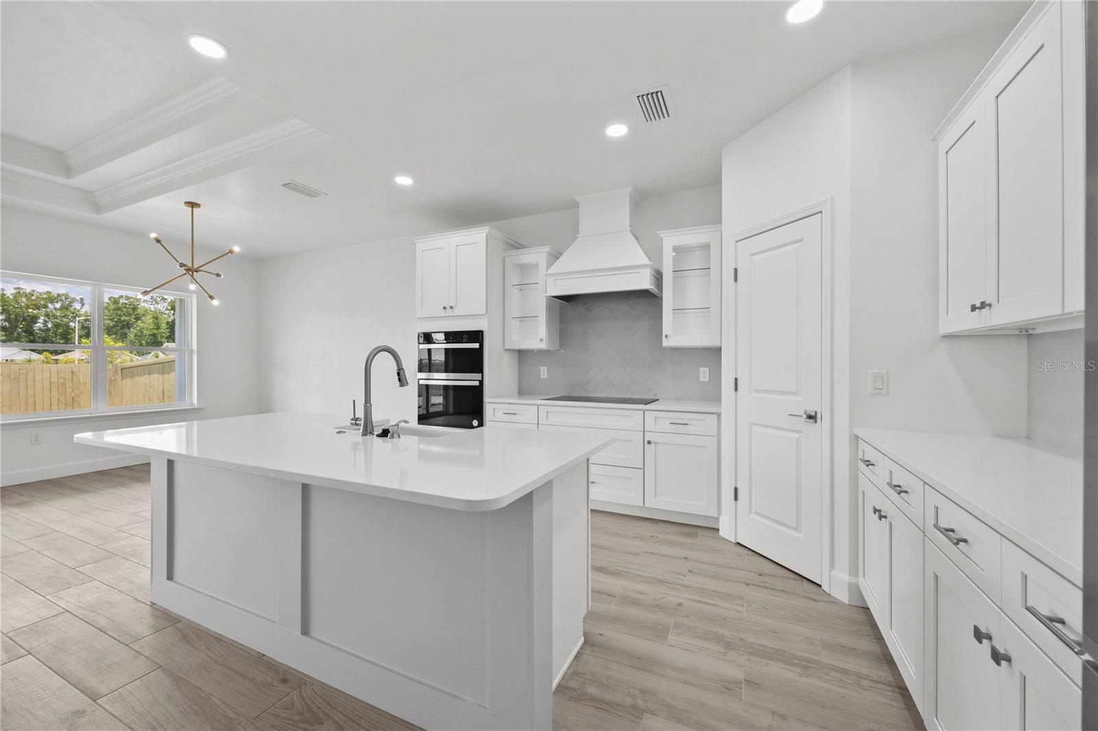 Image 10 of 28 For 6702 10th Lane