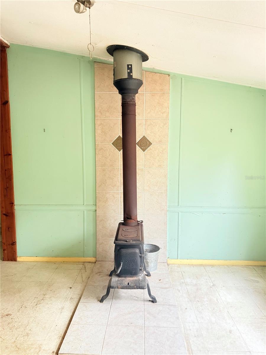 Image 36 of 44 For 7324 152 Place