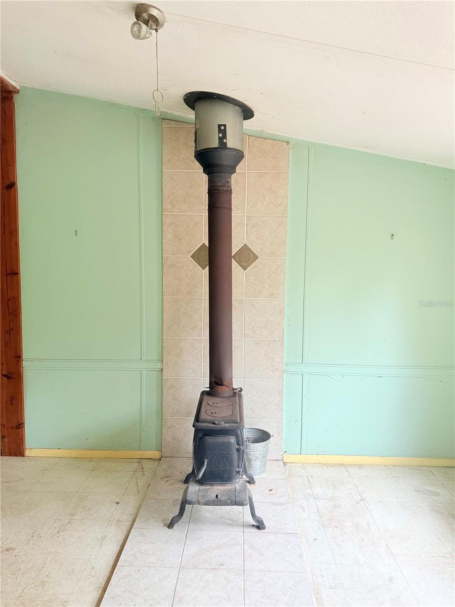 Image 37 of 44 For 7324 152 Place