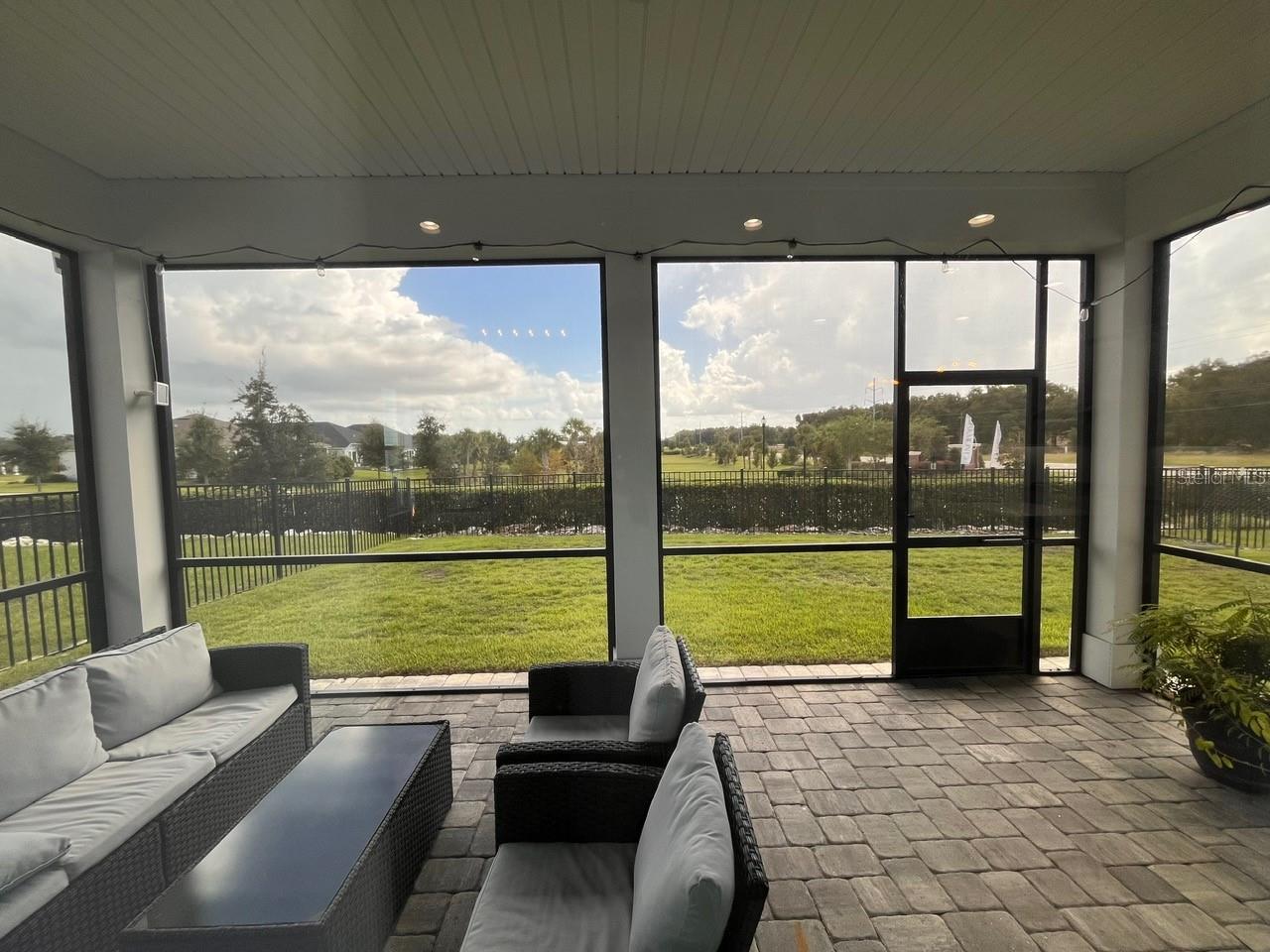 Image 31 of 35 For 12149 33rd Place