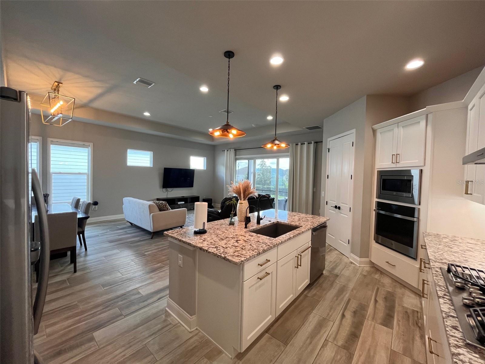 Image 5 of 35 For 12149 33rd Place