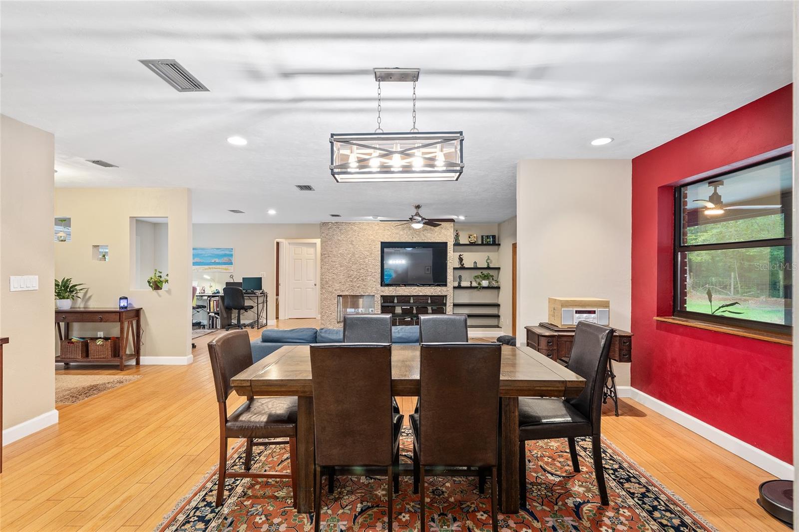 Image 21 of 63 For 6809 90th Street