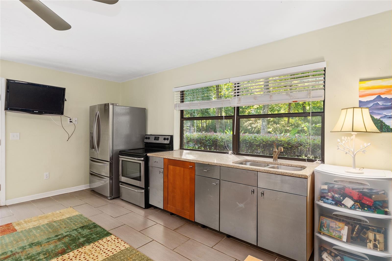 Image 44 of 63 For 6809 90th Street