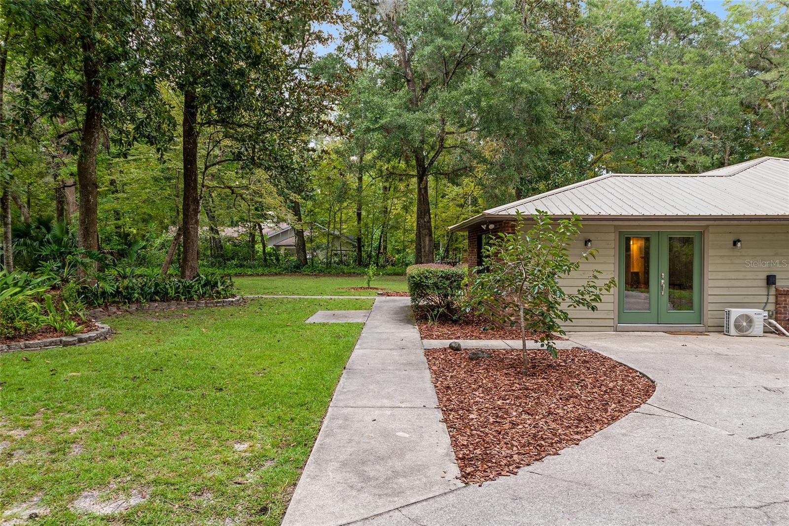 Image 5 of 63 For 6809 90th Street