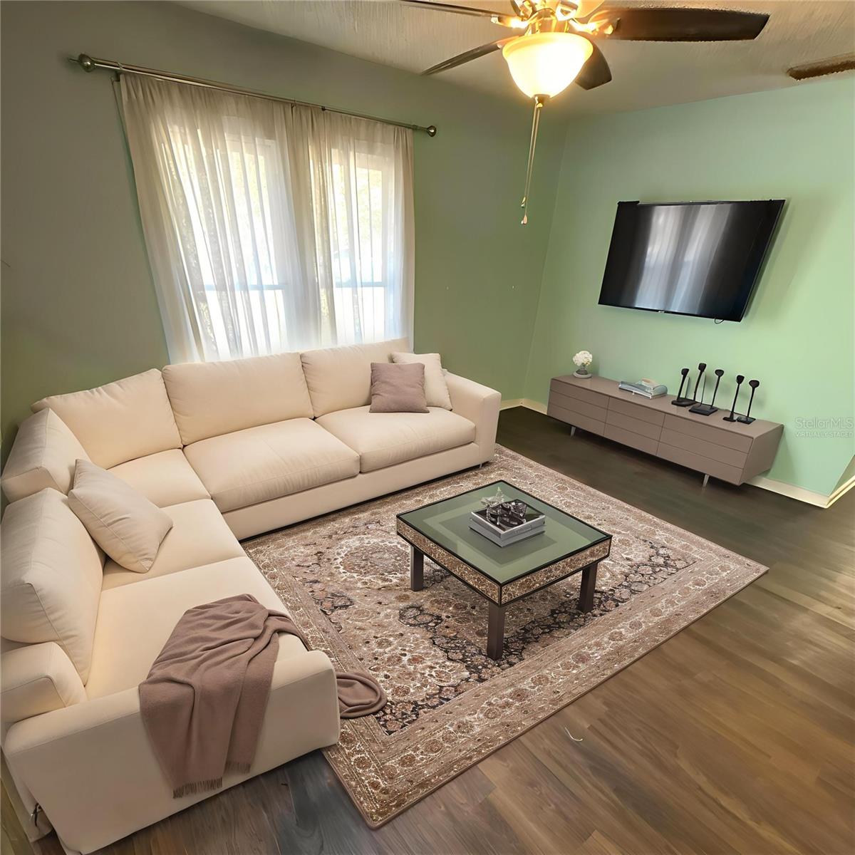 Image 5 of 20 For 563 Longhorn Terrace