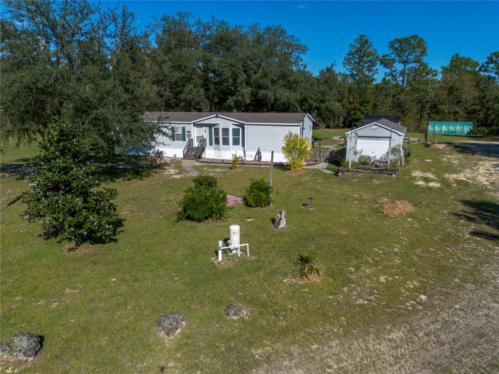 Image 18 of 55 For 11071 78th Terrace