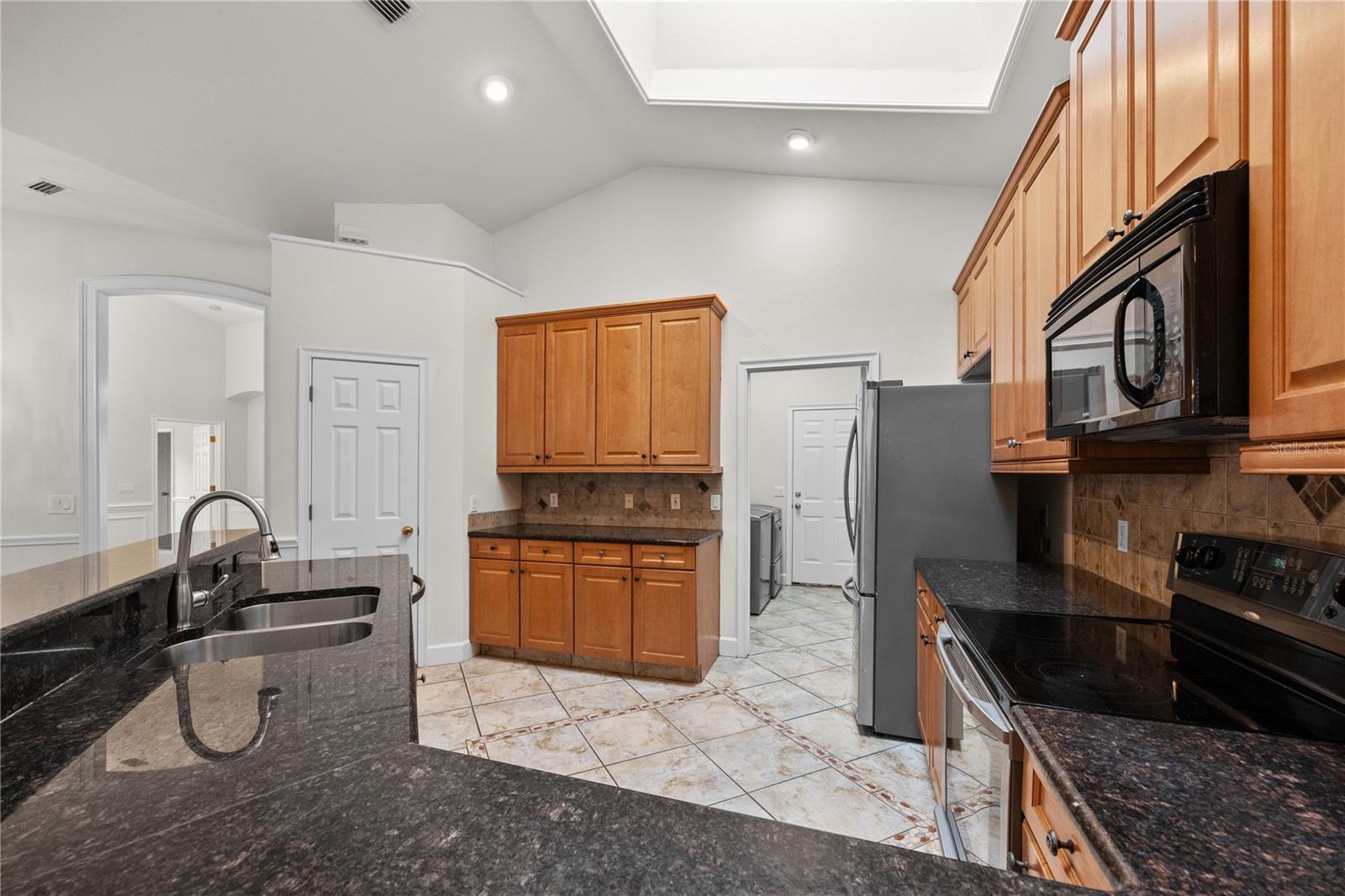 Image 19 of 26 For 7738 White Oaks Road