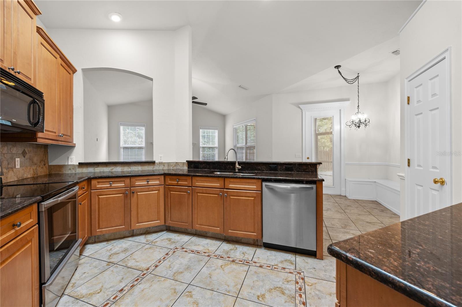 Image 21 of 26 For 7738 White Oaks Road