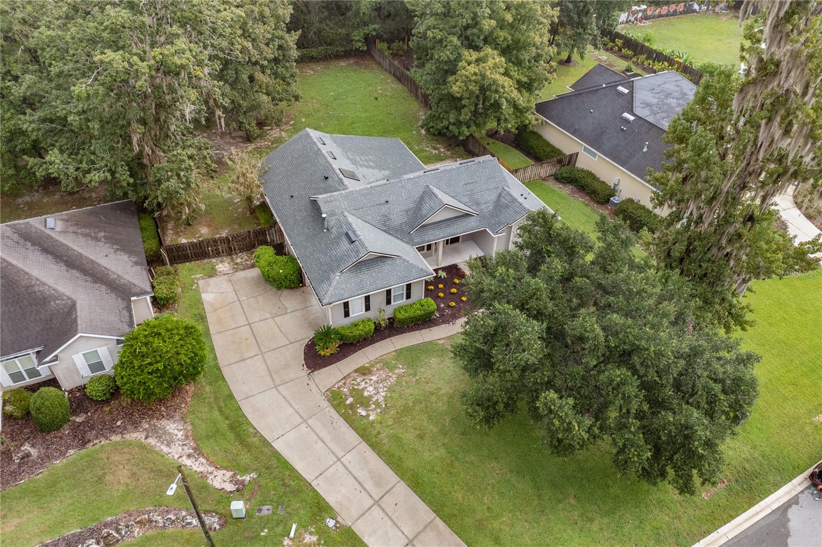 Image 6 of 26 For 7738 White Oaks Road