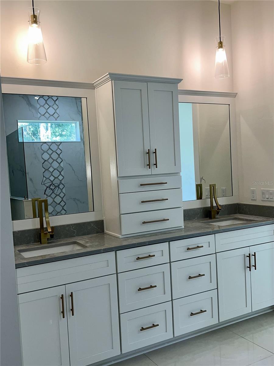 Image 4 of 16 For 3189 135th Way