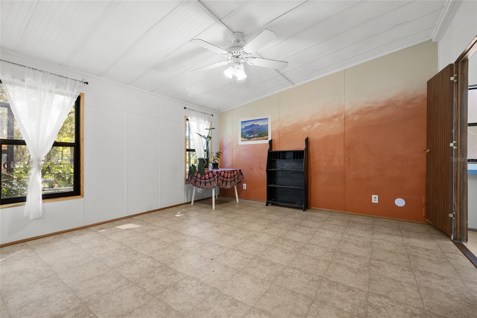 Image 18 of 45 For 5016 170th Street