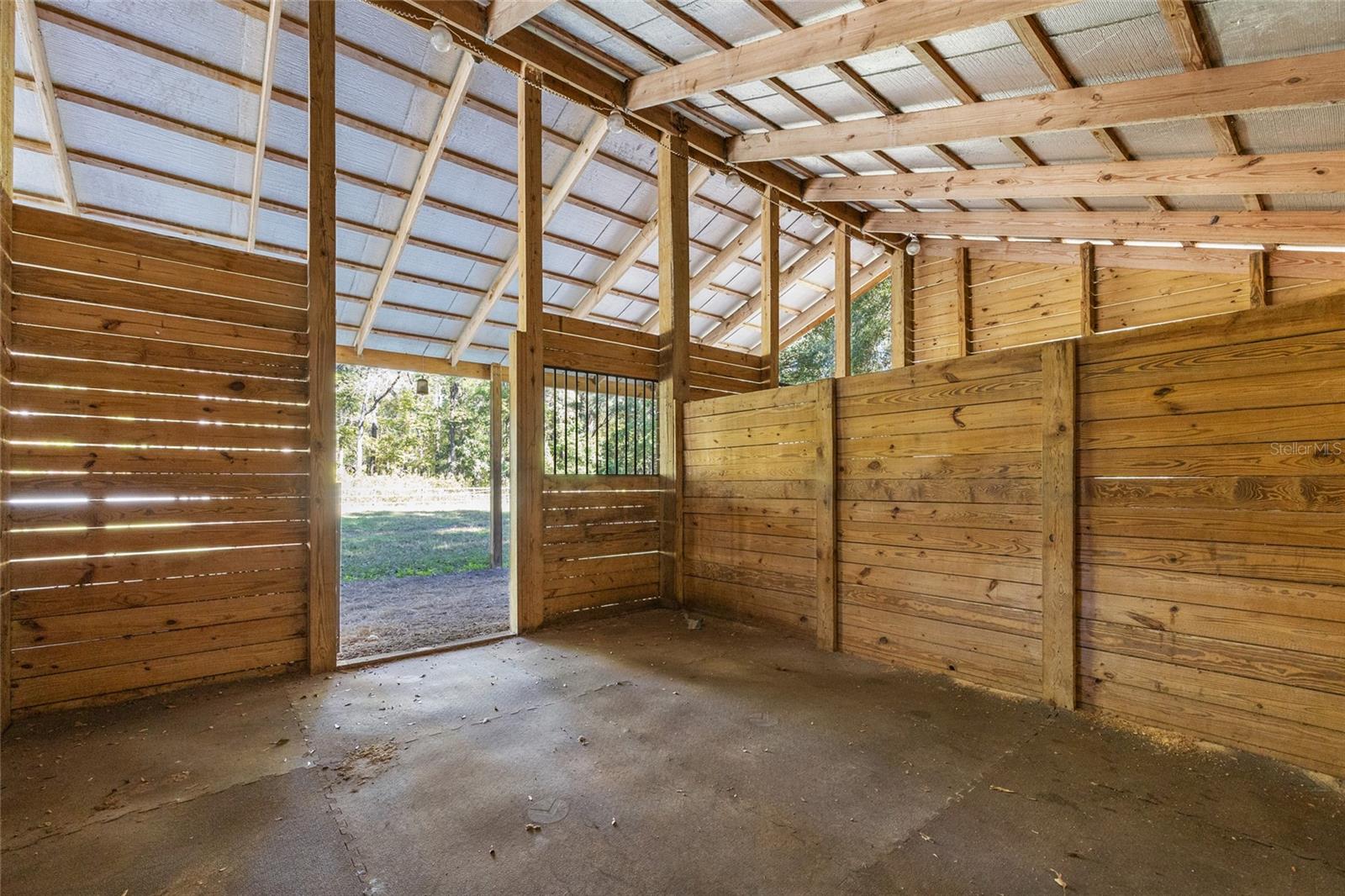 Image 27 of 45 For 5016 170th Street