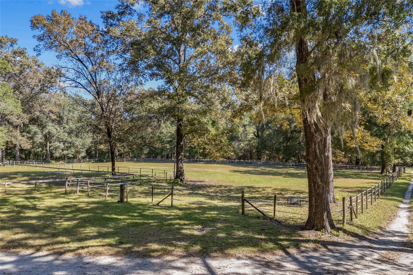 Image 32 of 45 For 5016 170th Street