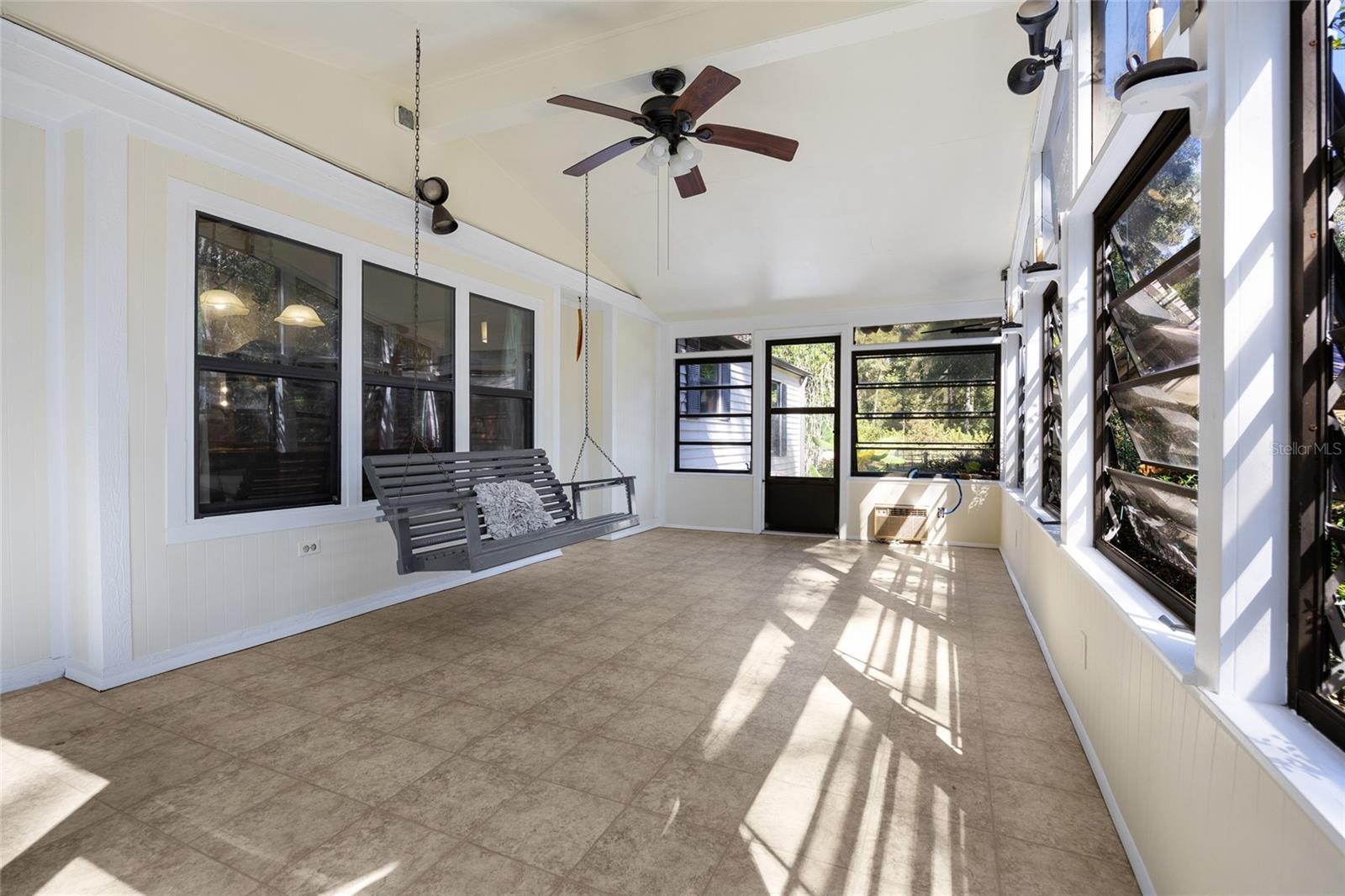 Image 4 of 45 For 5016 170th Street