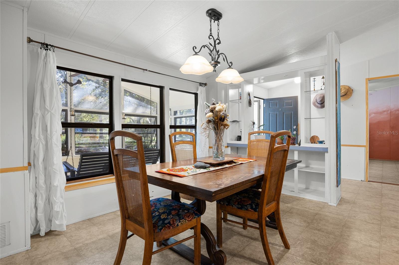 Image 5 of 45 For 5016 170th Street