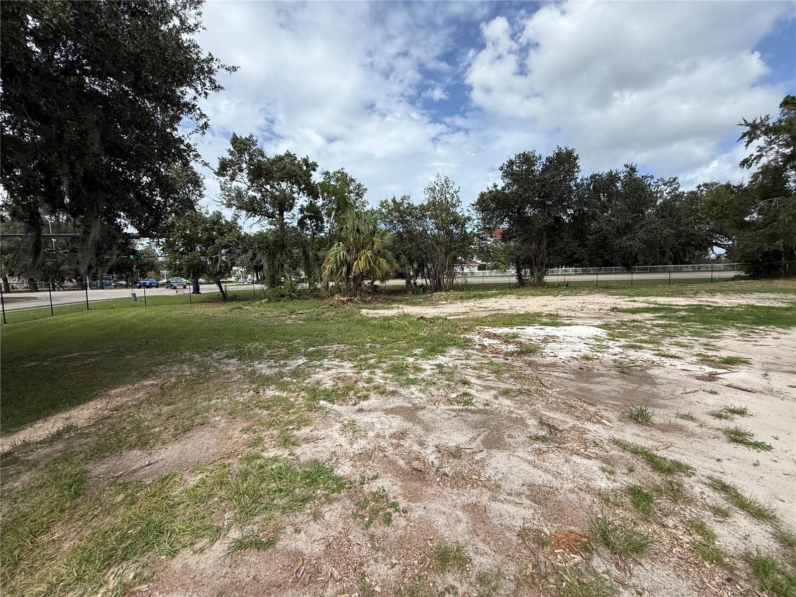 Image 3 of 5 For 0000 42nd Street