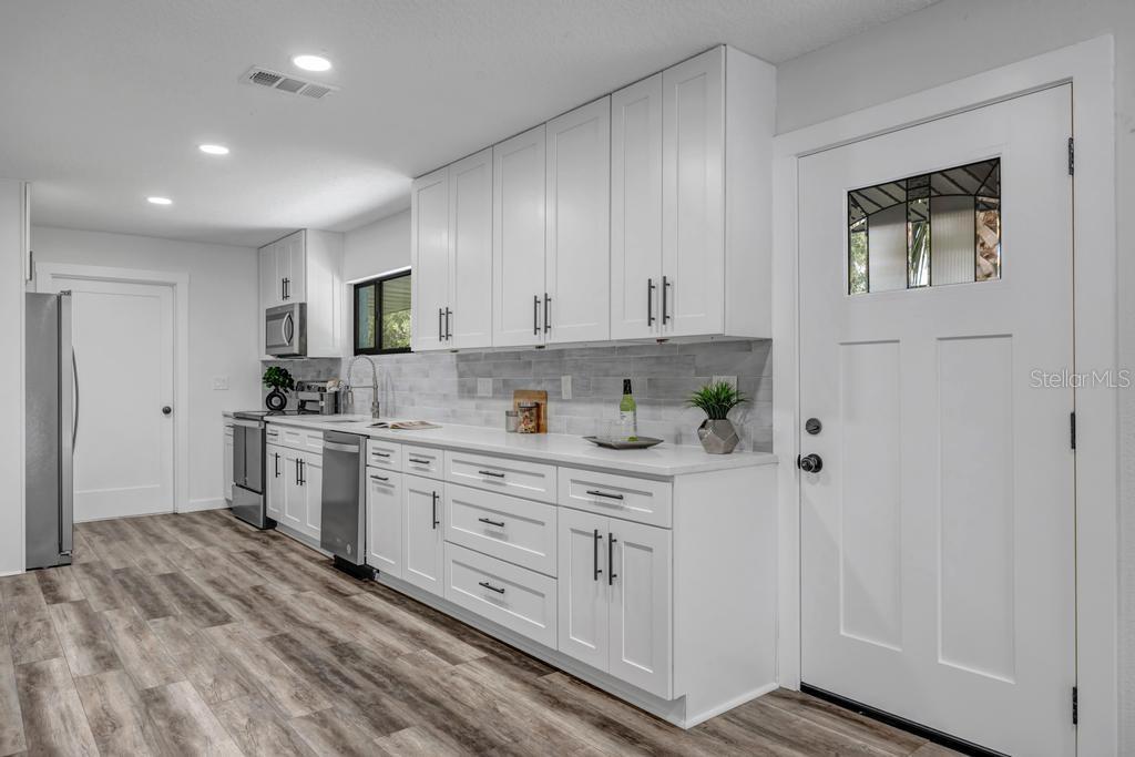 Image 3 of 42 For 2290 Flagler Avenue