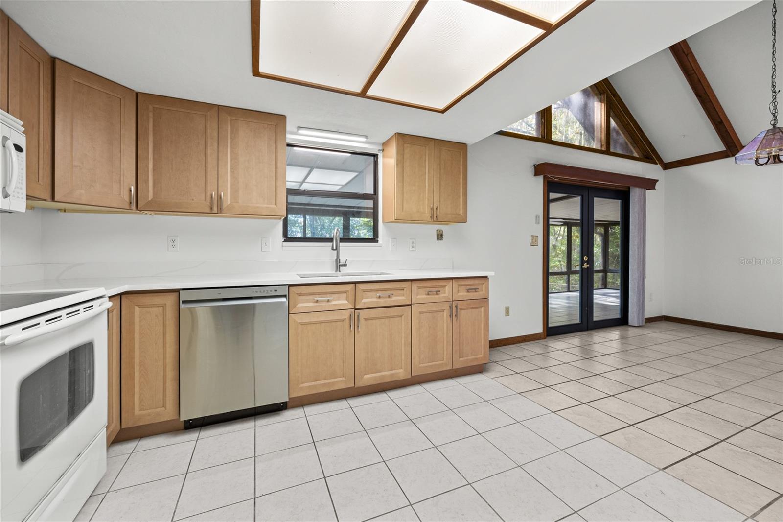 Image 13 of 29 For 1637 42nd Place