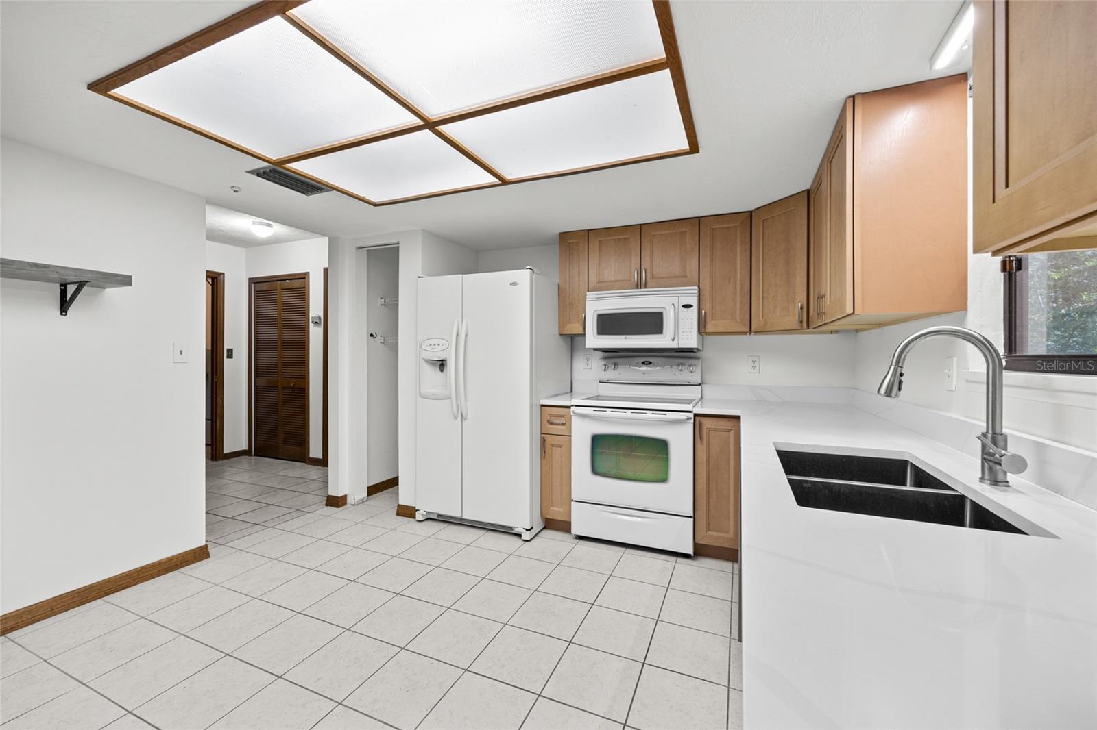 Image 14 of 29 For 1637 42nd Place