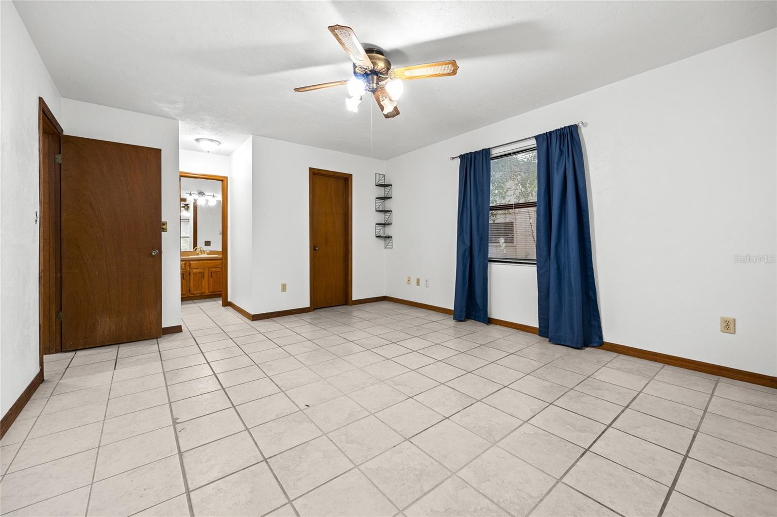 Image 15 of 29 For 1637 42nd Place