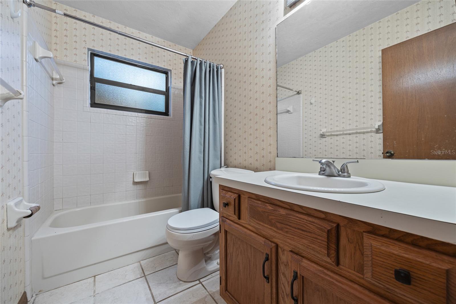 Image 20 of 29 For 1637 42nd Place