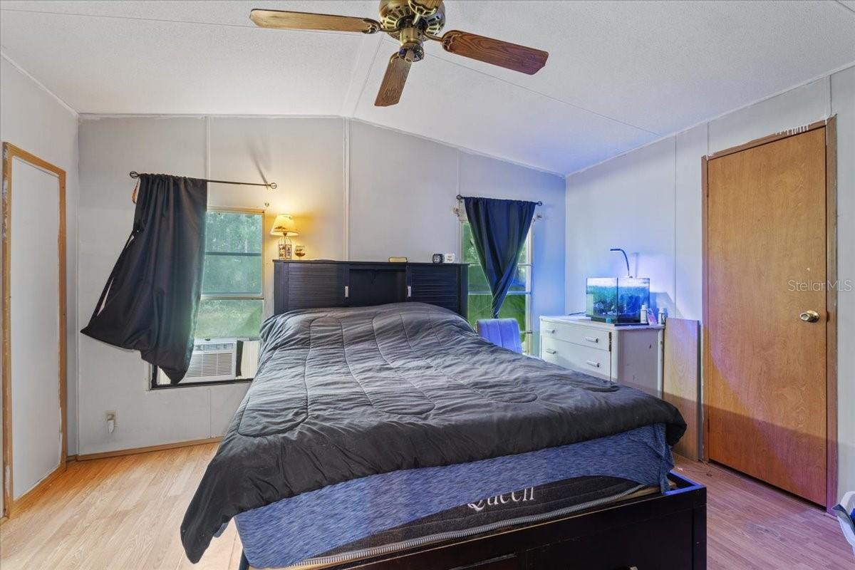 Image 11 of 37 For 1377 143rd Avenue