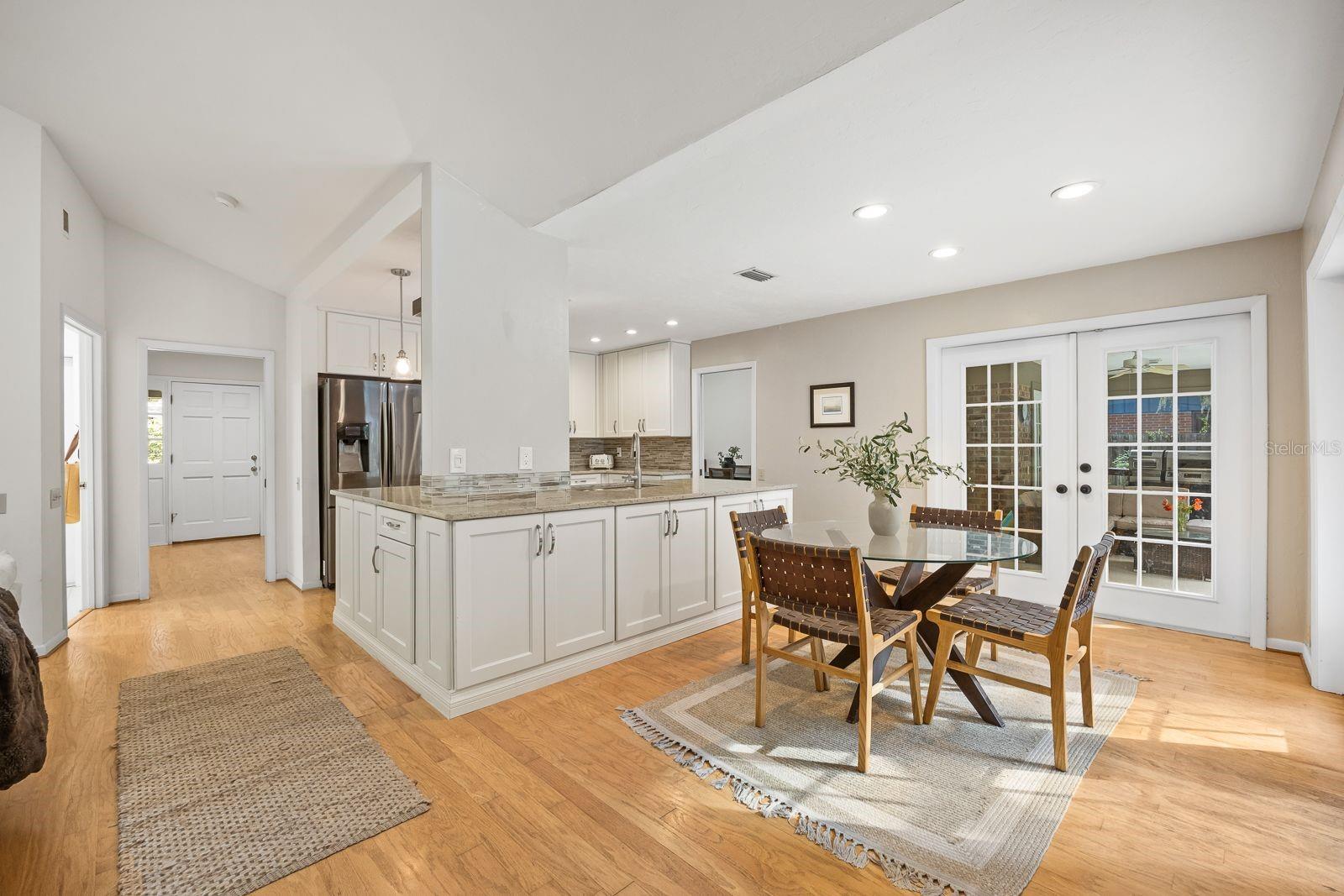 Image 11 of 38 For 3022 24th Terrace