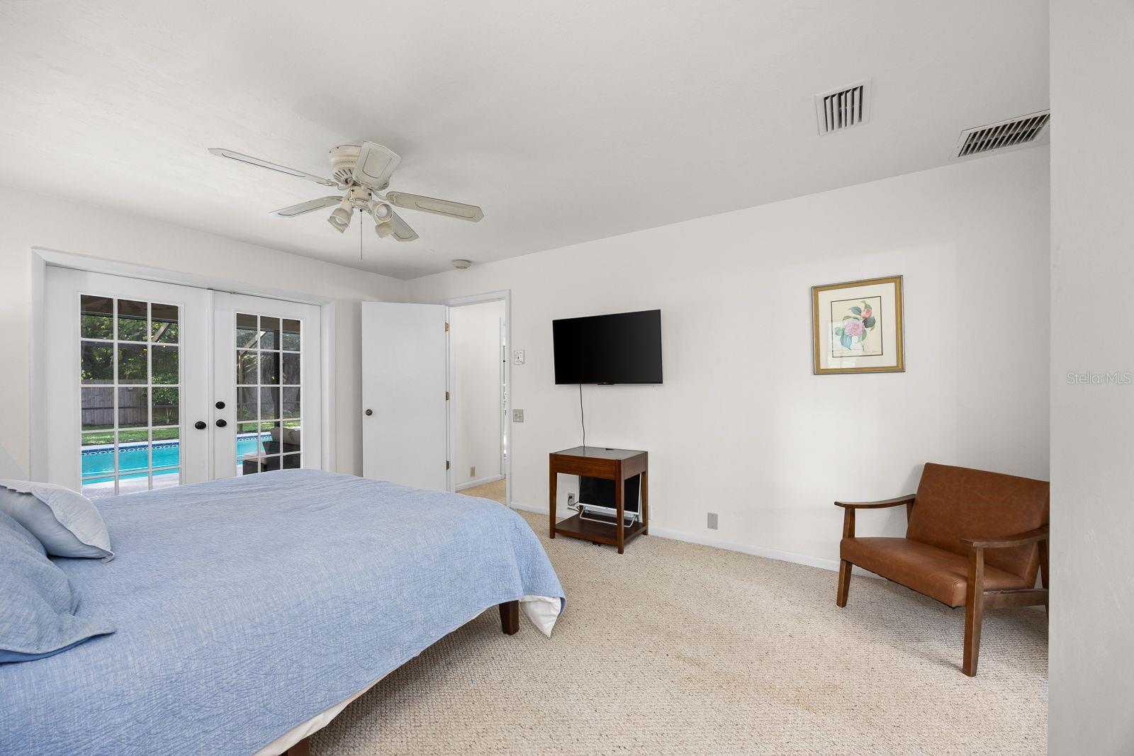 Image 17 of 38 For 3022 24th Terrace