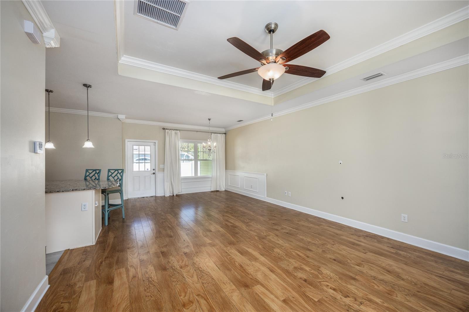 Image 11 of 45 For 19159 229th Street