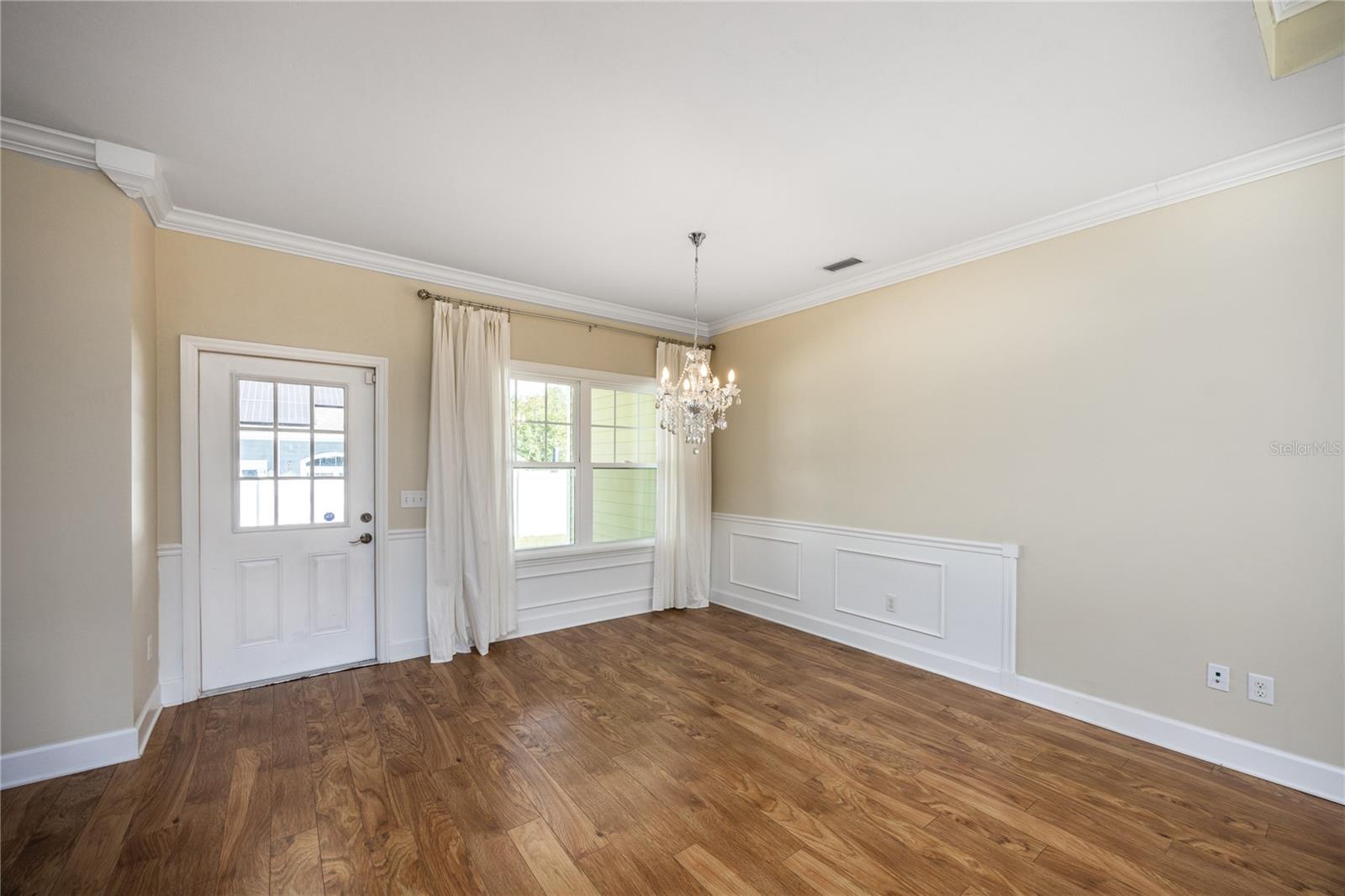 Image 13 of 45 For 19159 229th Street