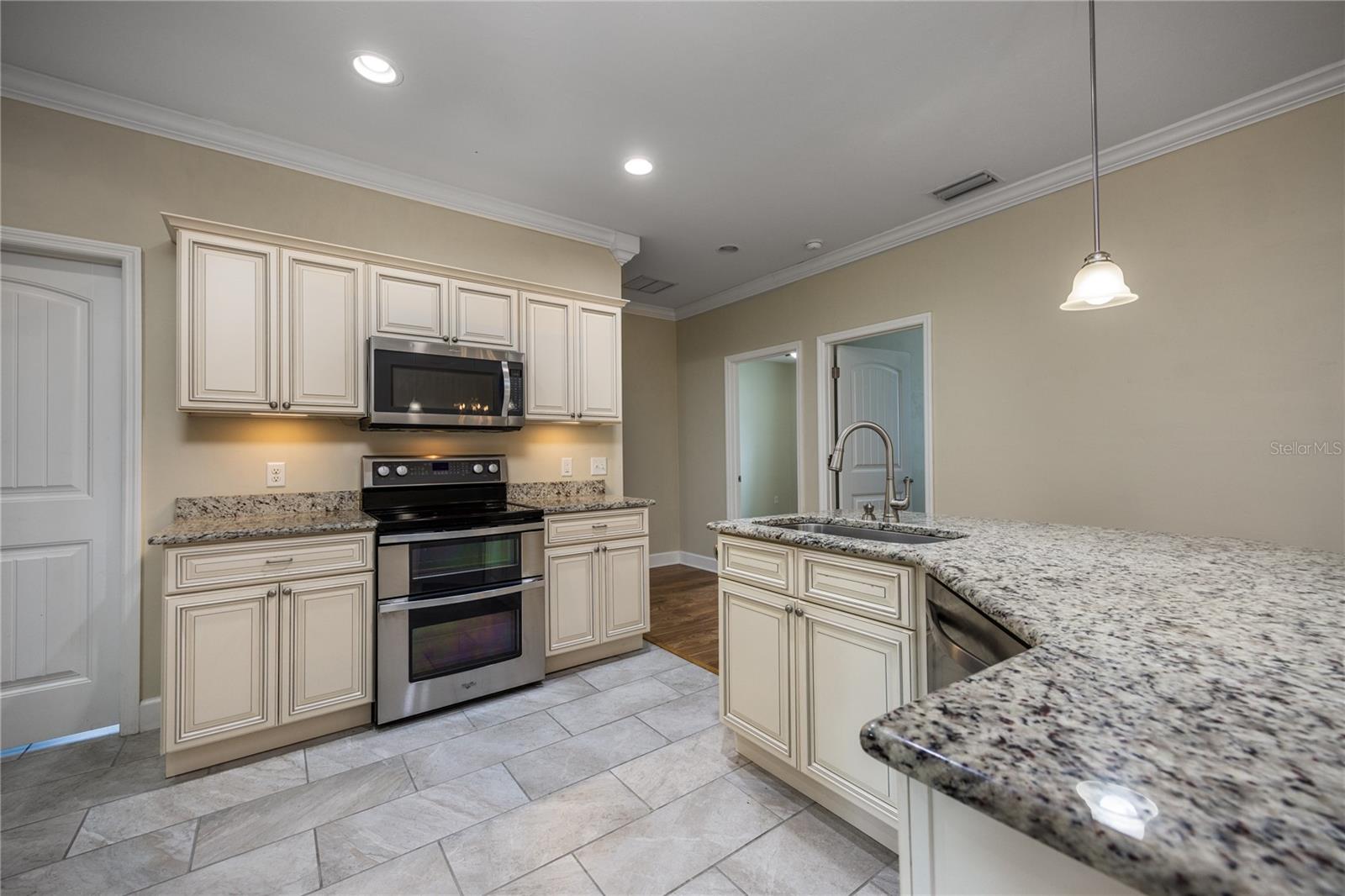 Image 19 of 45 For 19159 229th Street