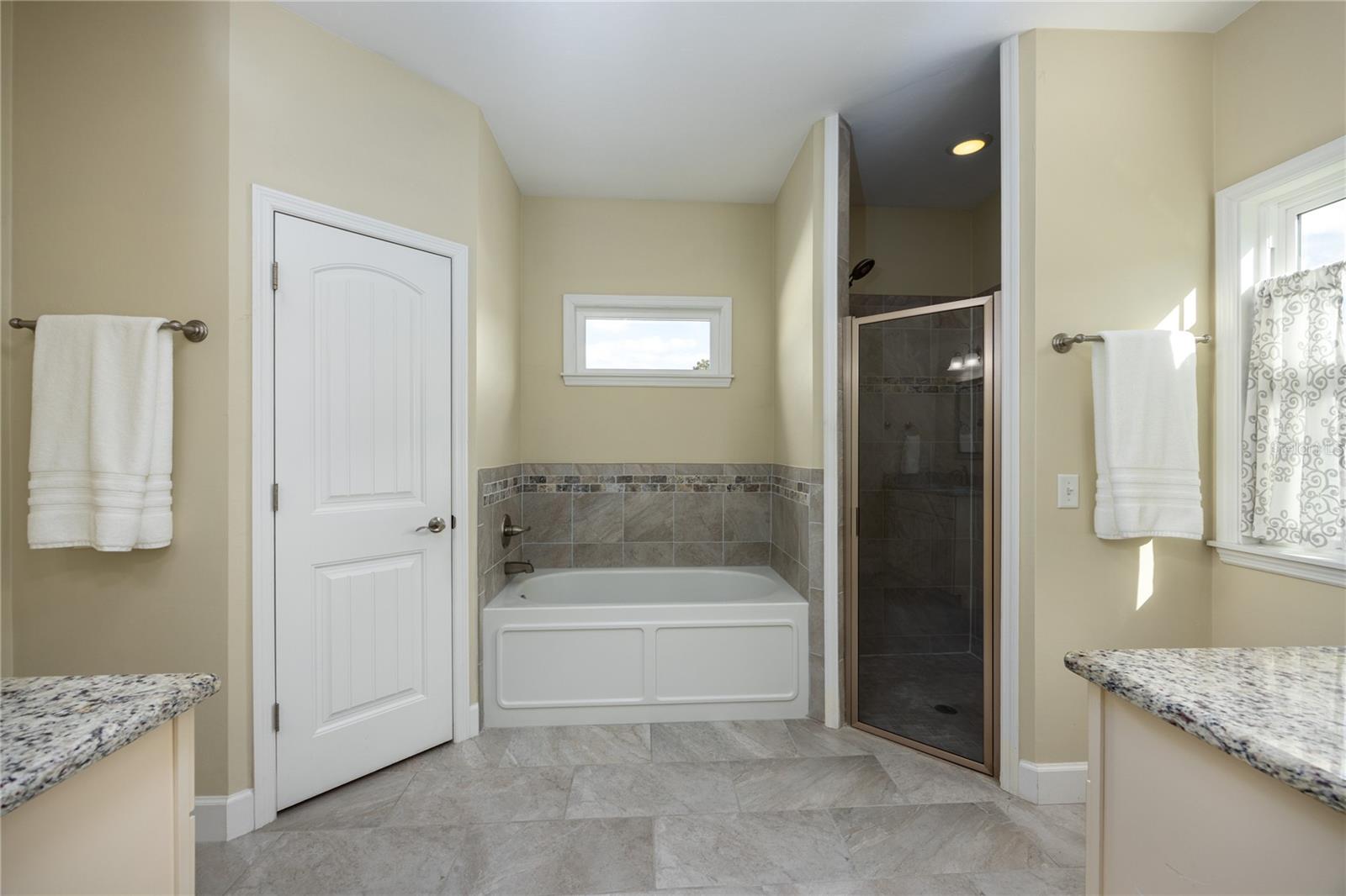 Image 27 of 45 For 19159 229th Street