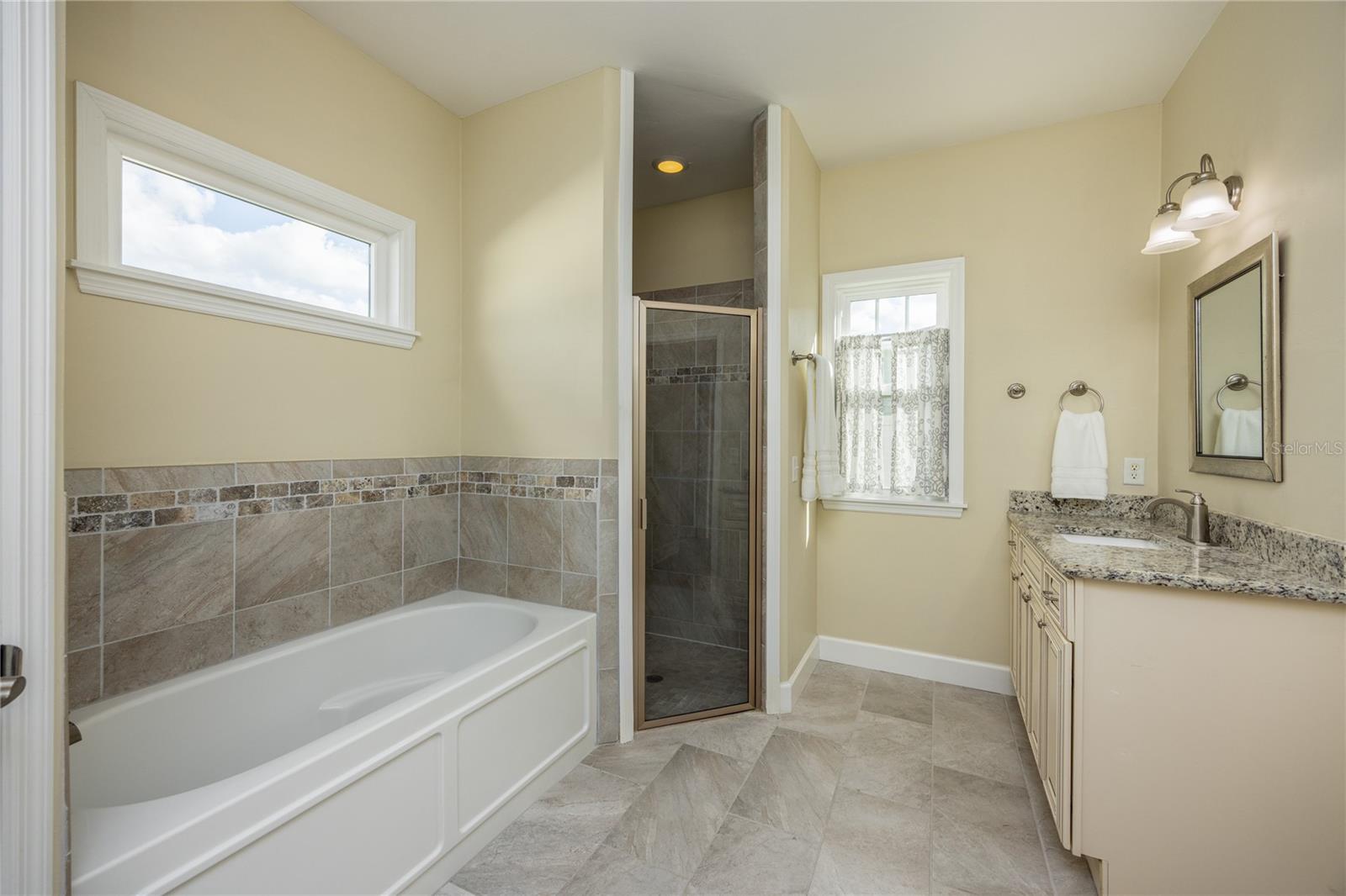 Image 28 of 45 For 19159 229th Street