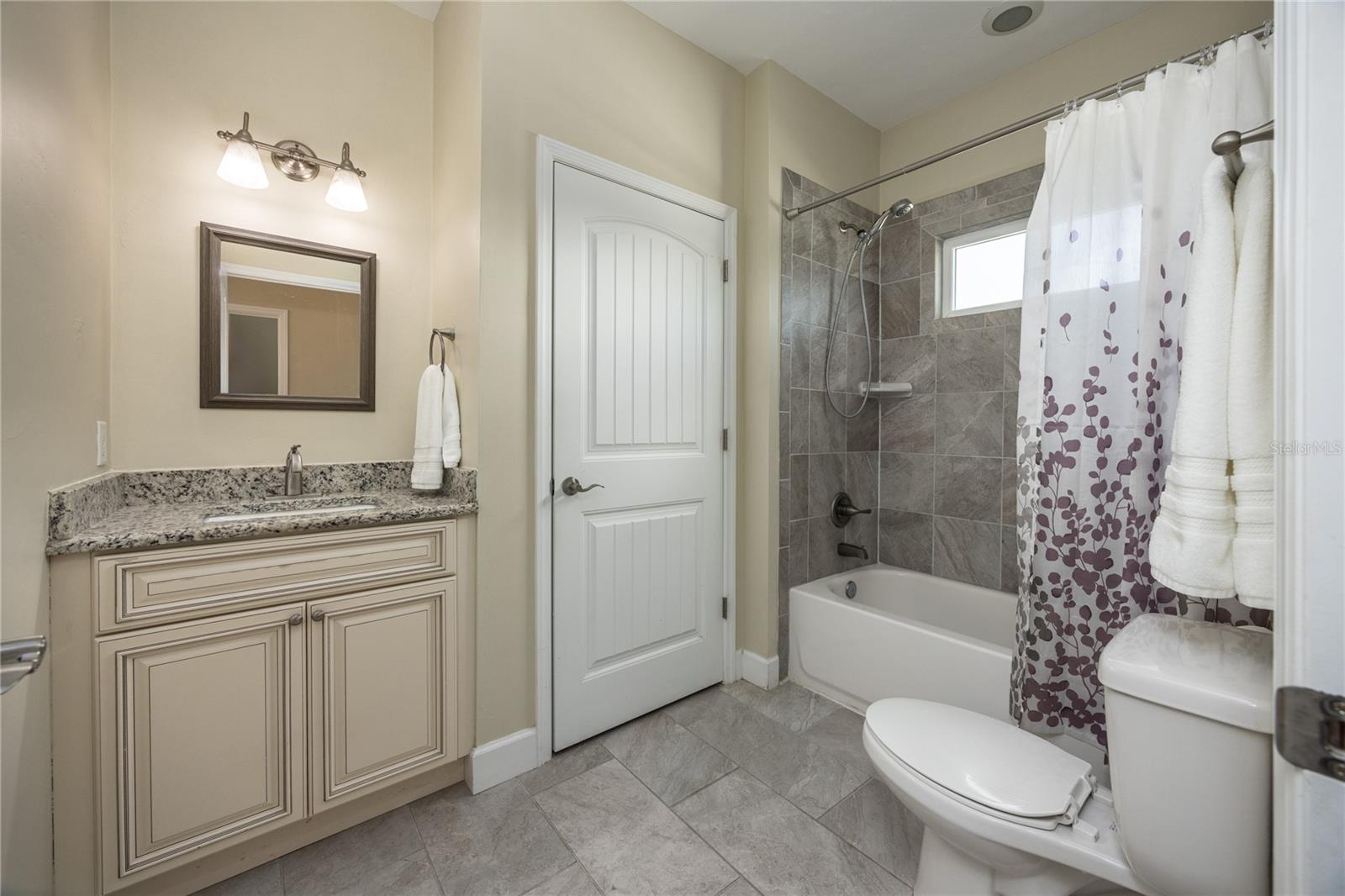 Image 32 of 45 For 19159 229th Street